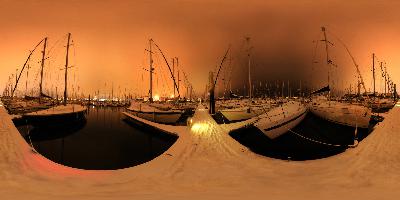 Le port par une nuit d'hiver.